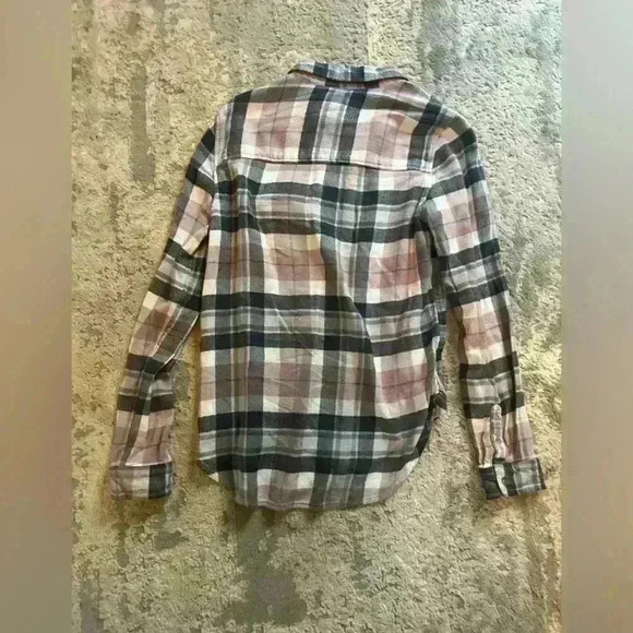 AE Ahhhmazing Soft Button-down Medium - Picture 2 of 4